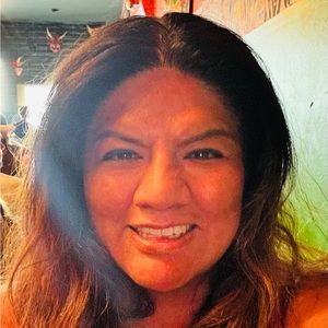 Meet your Posher, Connie